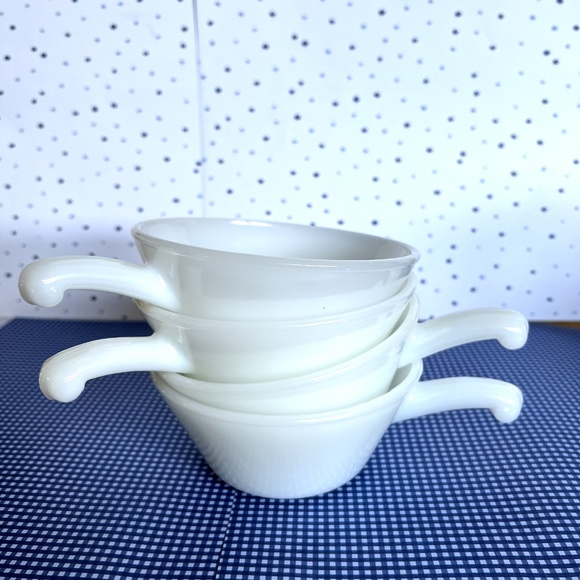 4 Fire-King French Onion Soup Bowls White Milk Glass Handled Chili Made USA - Picture 1 of 5